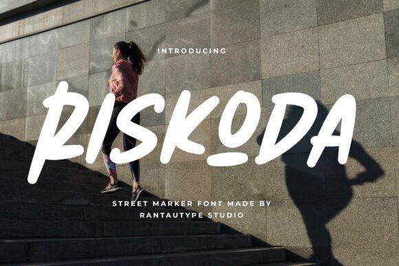 Riskoda: A Bold Street Marker Font for Digital Design